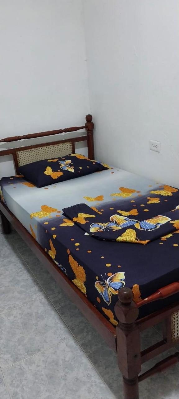La Medellin Hostal Cartagena Екстер'єр фото